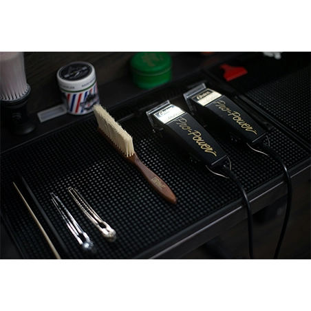 Photo d'outils du Barber Shop : Chez Clem. Photo dans la page Histoire.